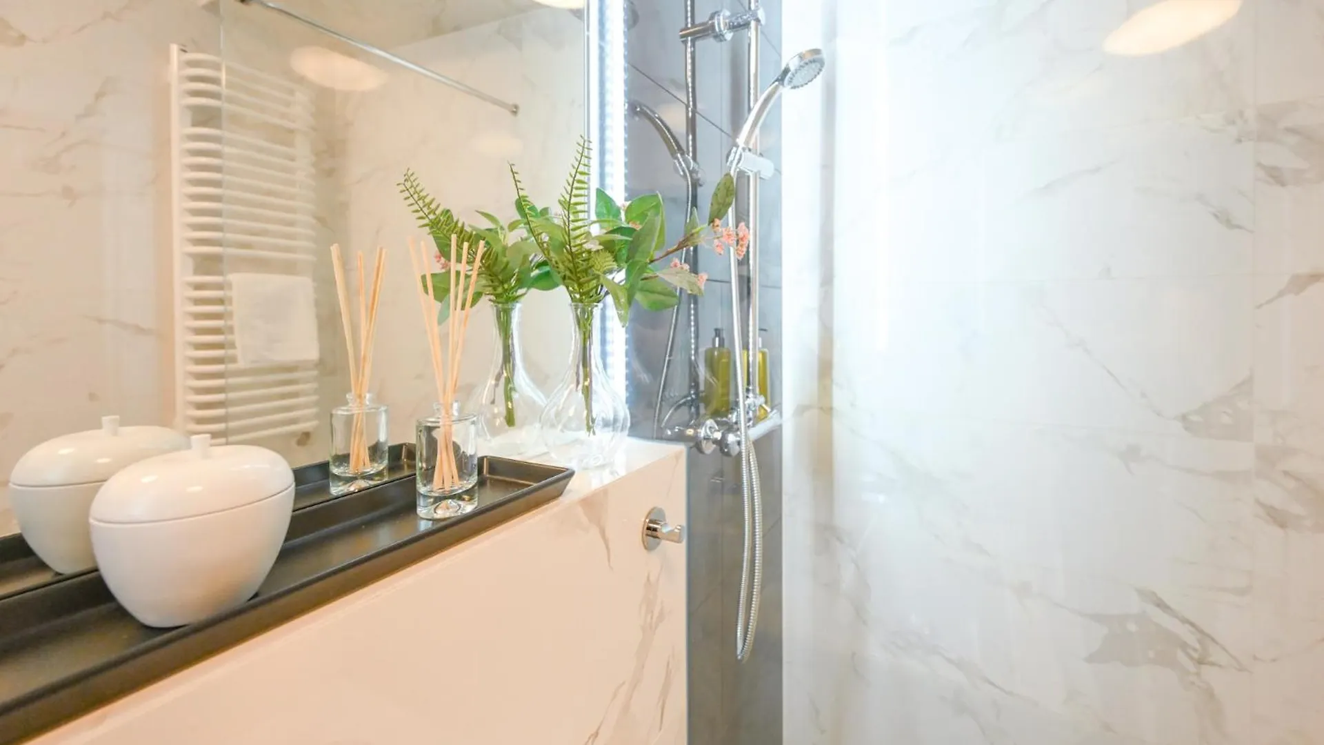 Rentplanet - Apartament Dworska Krakow Apartment
