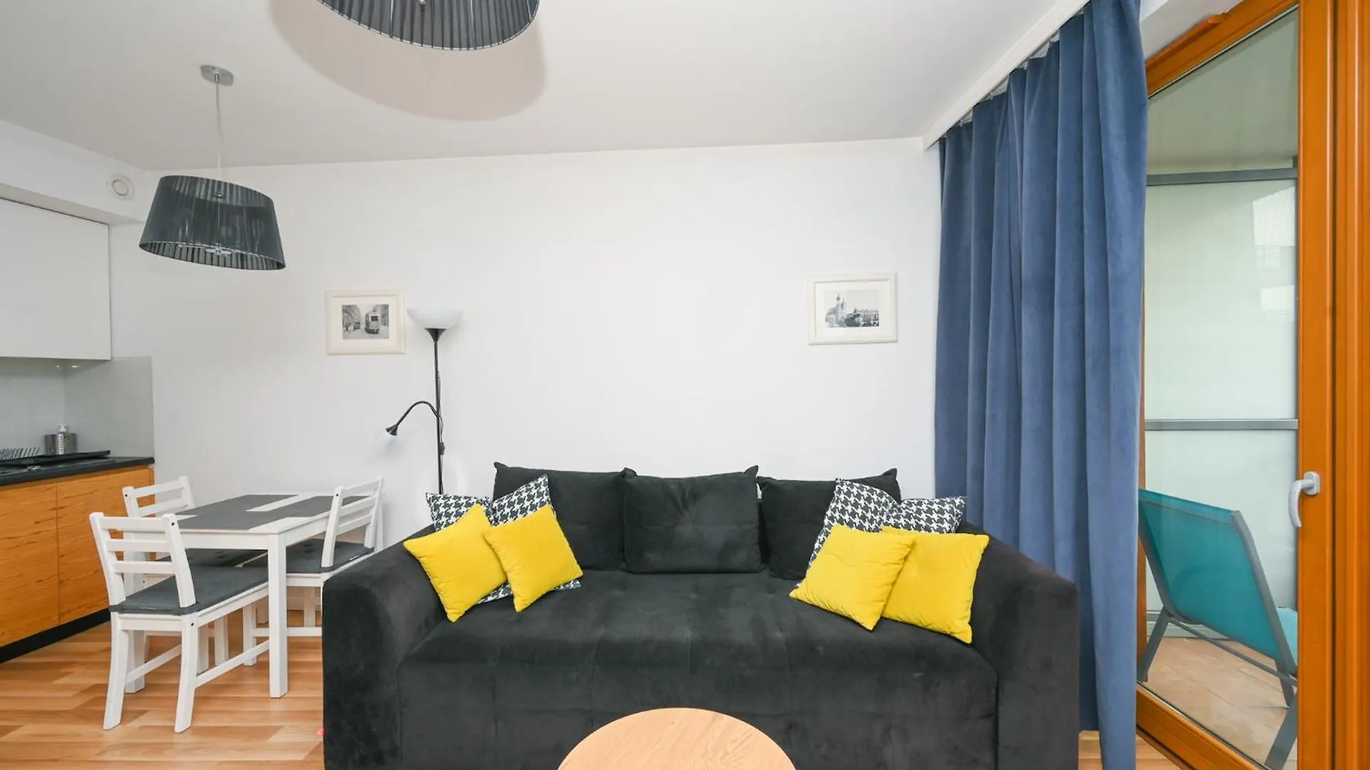 Rentplanet - Apartament Dworska Krakow 0*,